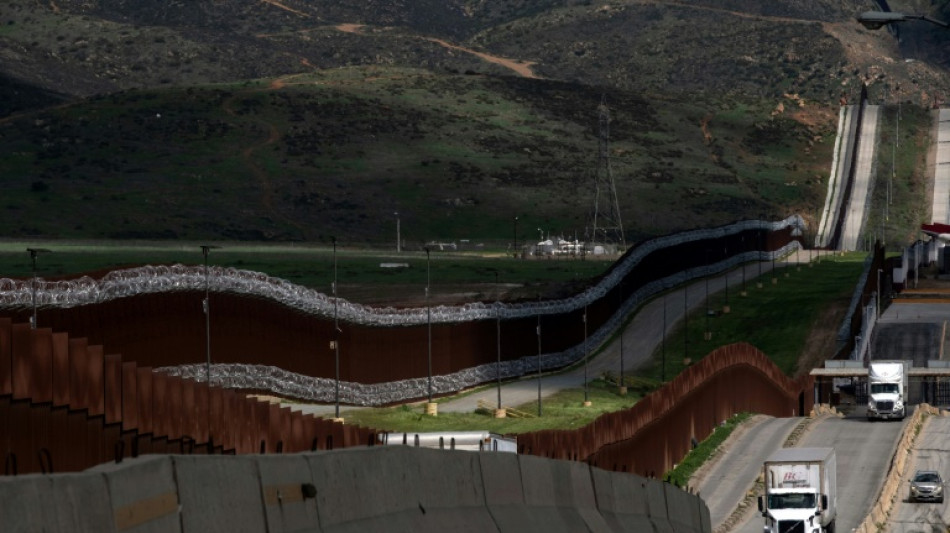 US economy returns to growth in second quarter on tariff turbulence