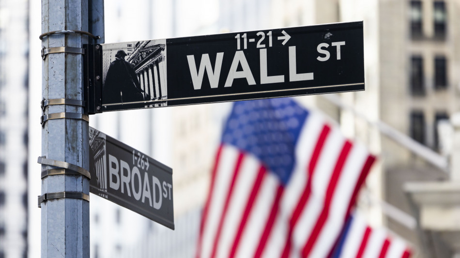 Wall Street in rialzo, Dj +0,26%, Nasdaq +0,74%