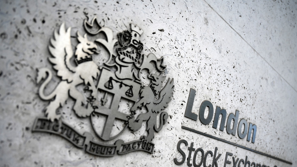Borsa: l'Europa parte in leggera crescita, Londra +0,2%