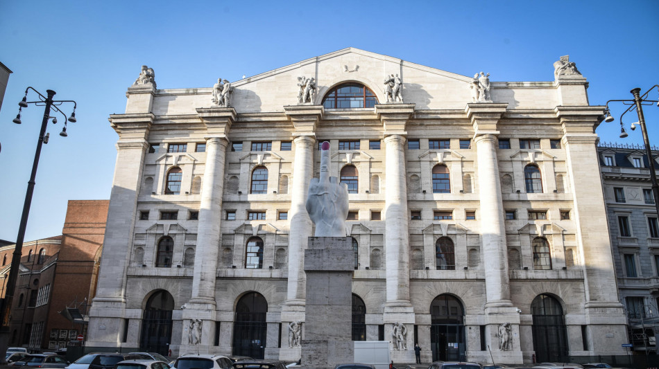 Borsa: l'Europa affonda con i dazi, Milano -2%