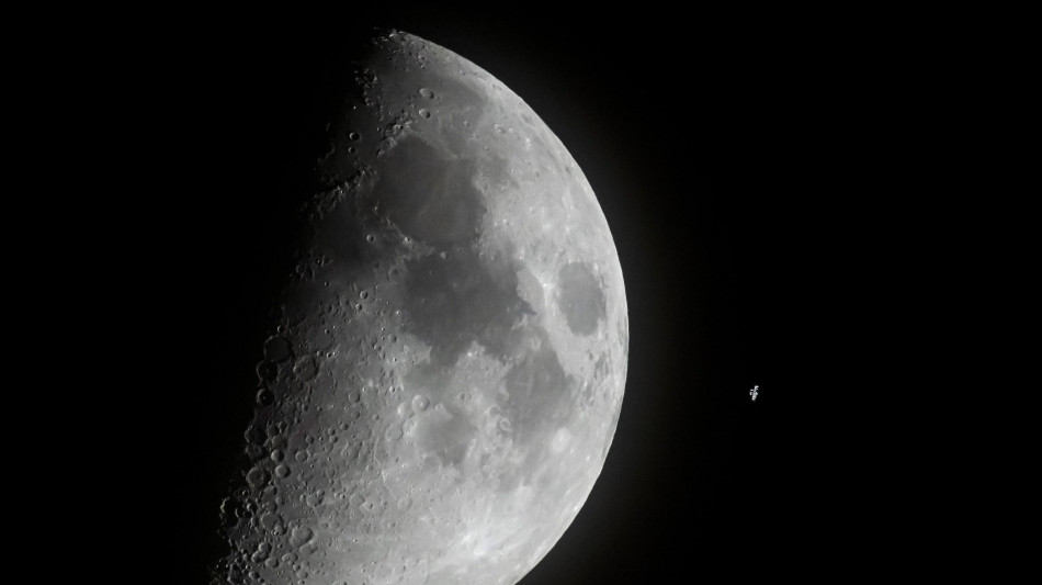 Iss, non risolta la perdita d'aria sul modulo Zvezda
