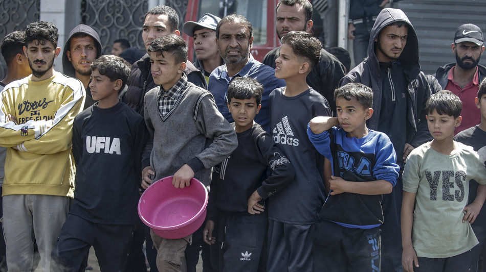 Media, con caldo e poca acqua situazione disperata a Gaza