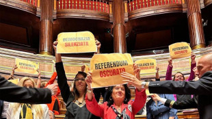 Senato, protesta in Aula del M5S, 'democrazia silenziata'