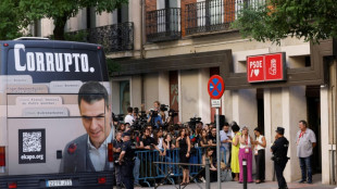 Espagne: le PSOE interdit &agrave; ses membres le recours &agrave; la prostitution