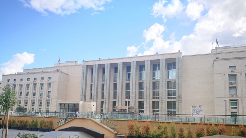 Emergenza caldo, sospese udienze al Tribunale di Palermo