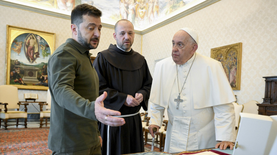 Media, Zelensky parteciper&agrave; ai funerali di Papa Francesco