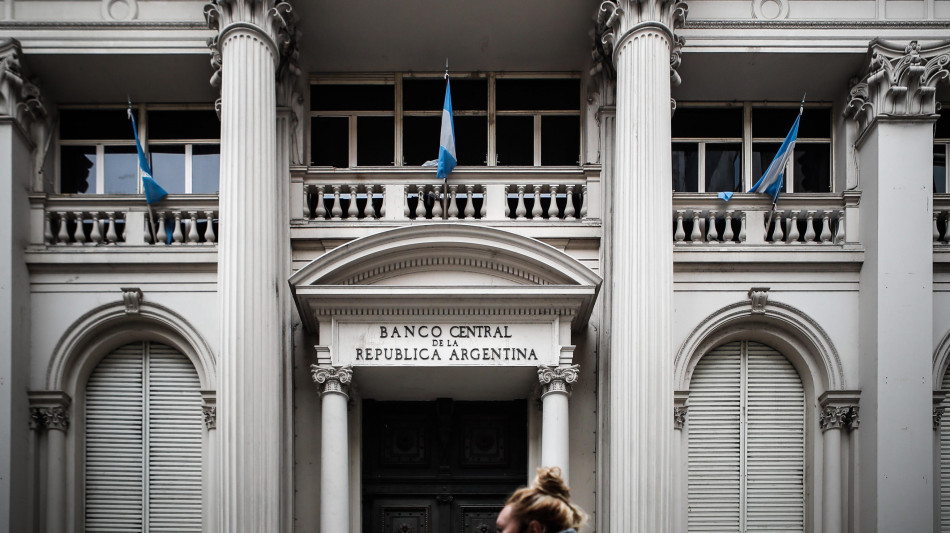 Il rischio Paese dell'Argentina &egrave; ai massimi del 2026 con un +6,2% a ottobre