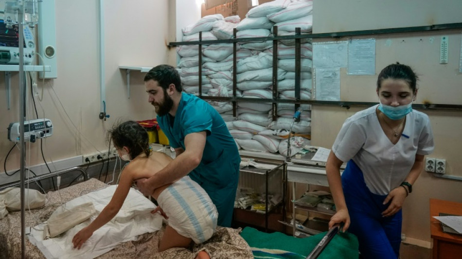 Los ni&ntilde;os evacuados de Mari&uacute;pol luchan por sobrevivir