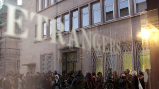 Immigration: plus de titres de s&eacute;jour, moins de r&eacute;gularisations en France en 2025