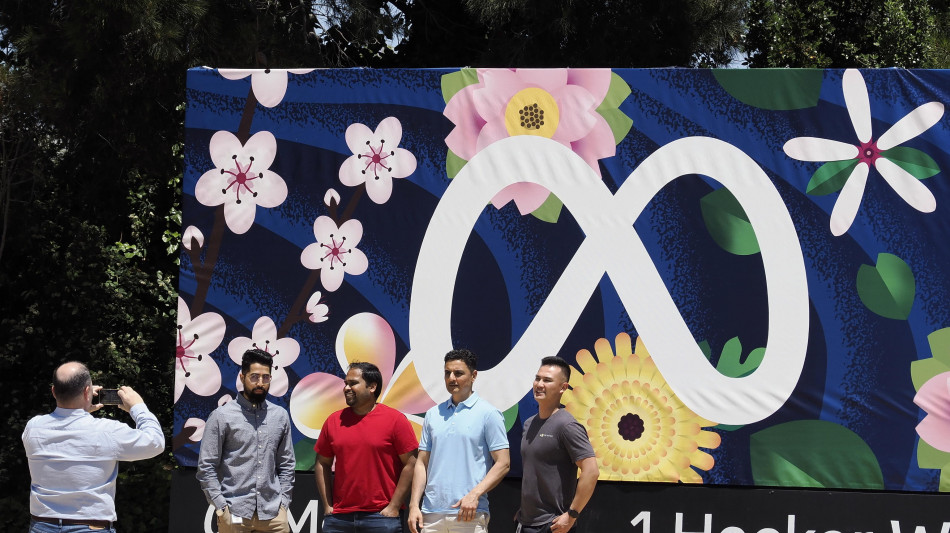 Meta, al via avvisi sull'uso dei dati per l'IA ci si può opporre