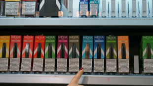 La OMS, preocupada por la nueva adicci&oacute;n de los ni&ntilde;os al cigarrillo electr&oacute;nico