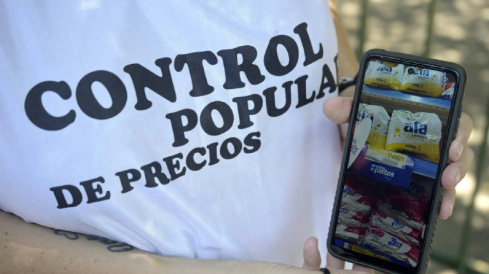 Voluntarios controlan precios en Argentina en en&eacute;simo intento contra la inflaci&oacute;n 