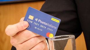 Inps, da domani via all'attivazione delle social card