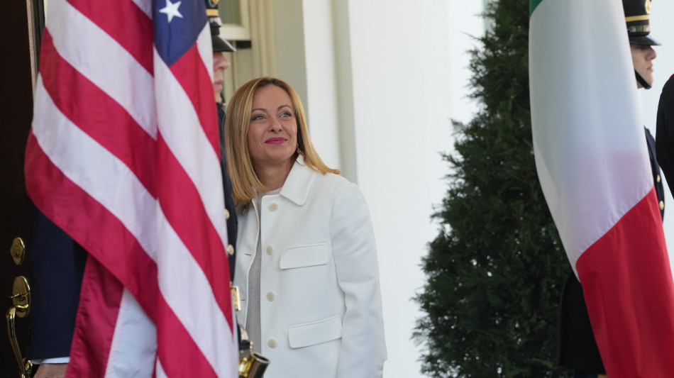 Meloni a Trump, la soluzione &egrave; incontrarsi a met&agrave; strada