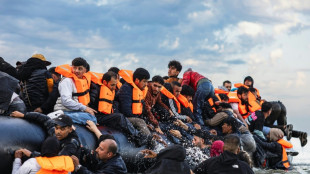 GB: mais de 50 mil migrantes cruzaram canal da Mancha desde posse de premi&ecirc; trabalhista