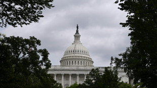 Trump coupe encore dans l'aide internationale et accro&icirc;t les risques de paralysie budg&eacute;taire