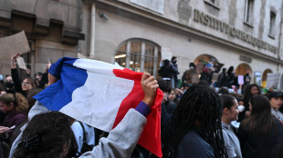L'Unicef richiama la Francia, 'basta violenze proteggere, i minorenni'