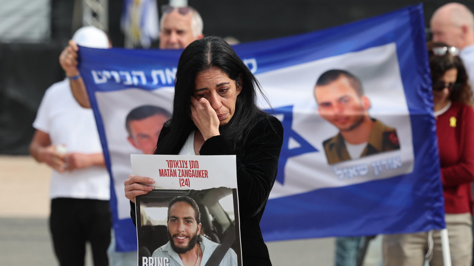 Hamas avverte, 'un ostaggio in zona assediata da Idf'