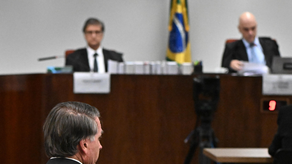 Brasile, Moraes conferma i domiciliari di Bolsonaro per motivi di salute