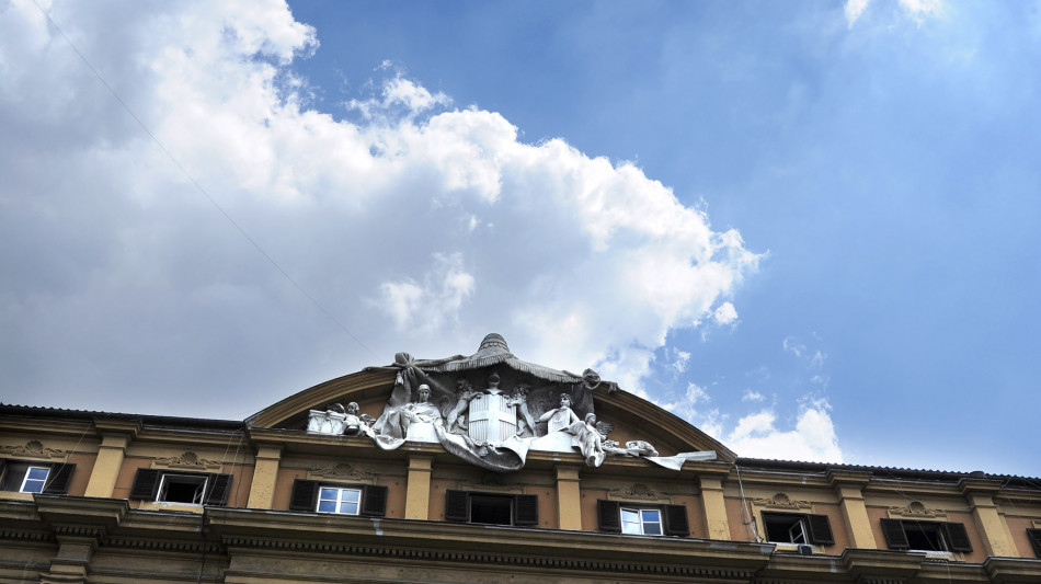 Lo spread tra Btp e Bund chiude in lieve calo a 113,3 punti