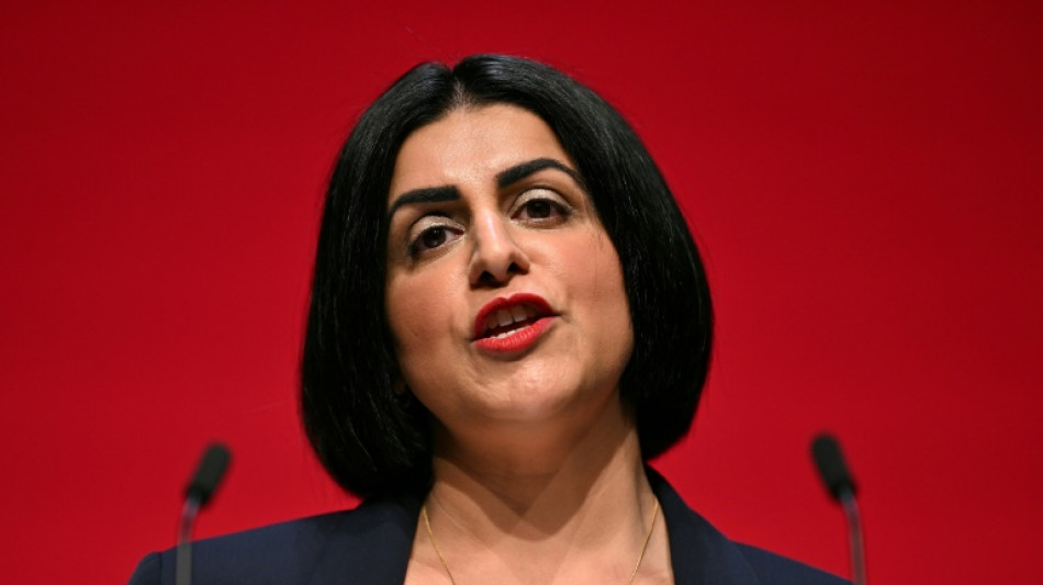 Le gouvernement britannique défend sa réforme contre l'immigration irrégulière