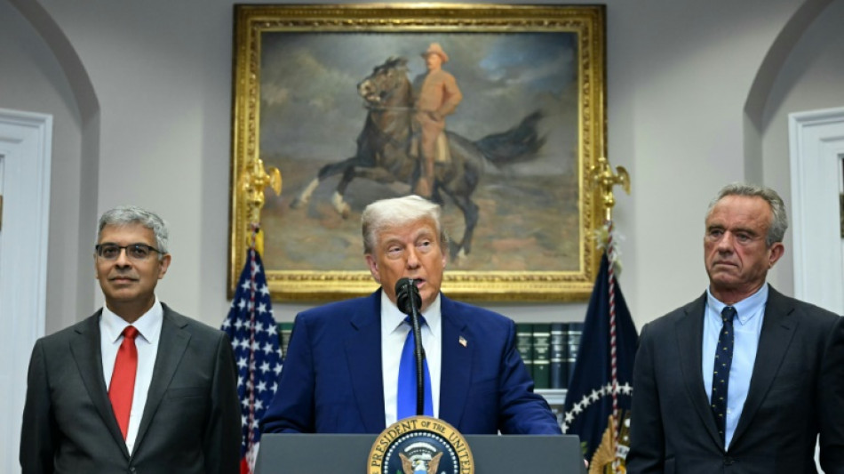 Trump announces drug price cut with swipe at Europe