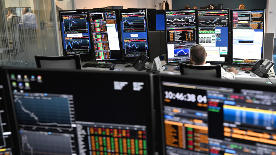 Borsa: l'Europa &egrave; in negativo in avvio, pesano tech e petrolio