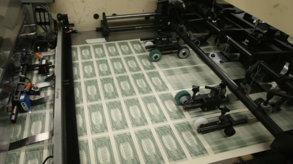 Why is the dollar profiting from Middle East war?