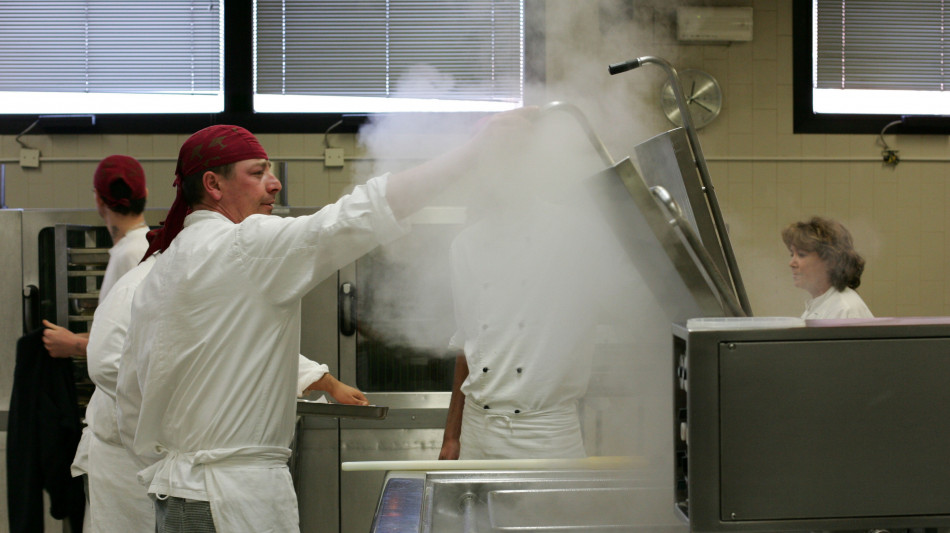 La scienza svela il segreto per una cacio e pepe senza grumi