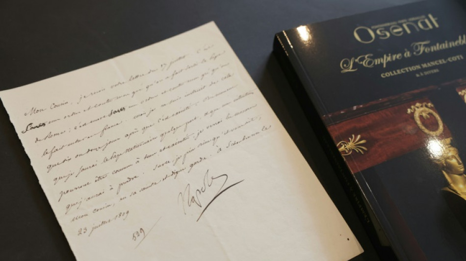 Une lettre de Napol&eacute;on sur l'arrestation du pape Pie VII vendue 26.360 euros