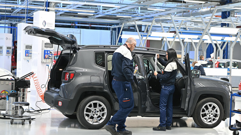 Stellantis, -6% consegne mondiali nel secondo trimestre