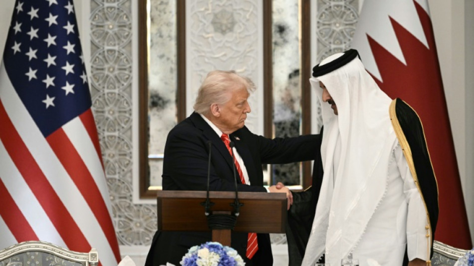 Trump &agrave; Abou Dhabi apr&egrave;s avoir &eacute;t&eacute; f&ecirc;t&eacute; &agrave; Ryad et Doha
