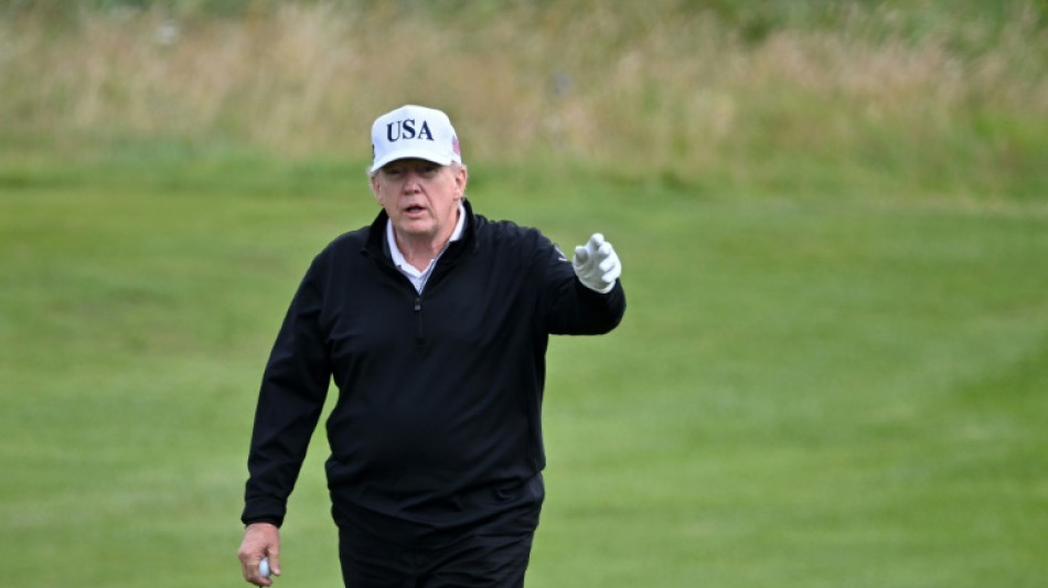 Trump spielt Golf zum Auftakt von Schottland-Besuch - Proteste in Edinburgh und Aberdeen