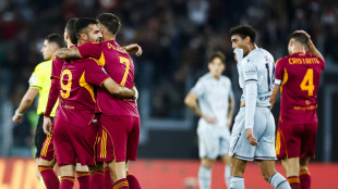 Serie A: Roma-Udinese 2-0, giallorossi primi