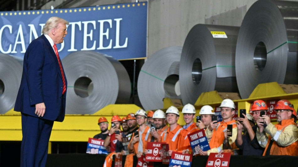 Trump kündigt Verdopplung der Zollsätze für Stahl und Aluminium an - gültig ab Mittwoch