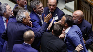 Bagarre Aula dopo l'ok sulla giustizia, opposizioni protestano