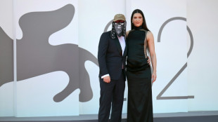 El director de los videoclips de Bad Bunny se lanza al cine en la Mostra con "Barrio triste"