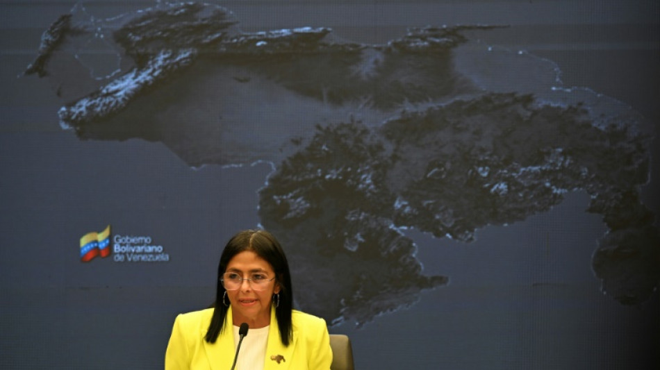 Venezuela dice que mantiene la producci&oacute;n de petr&oacute;leo pese a la vuelta de las sanciones de EEUU