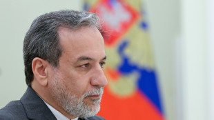 Iran ribadisce impegno a soluzione diplomatica al nucleare