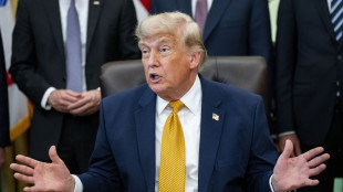 Trump in calo ancora nel sondaggi, solo il 30% degli americani lo approva