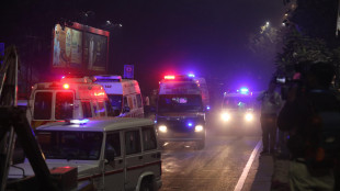 Media, 'incendio in un centro commerciale in India, almeno 12 morti'
