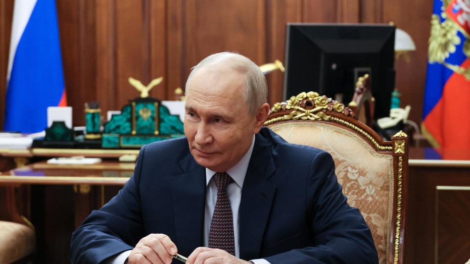 Putin, colloqui trilaterali dovrebbero riguardare garanzie sicurezza anche per Mosca