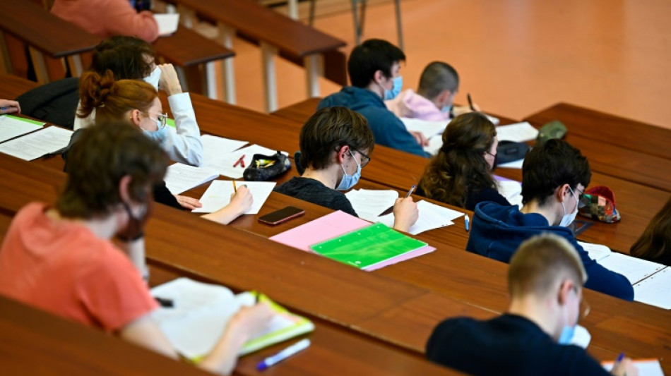 Weiter keine Einmalzahlung f&uuml;r Studierende - Kritik aus Koalition und Opposition
