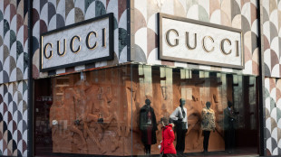 Kering, ricavi stabili ma soffre ancora Gucci