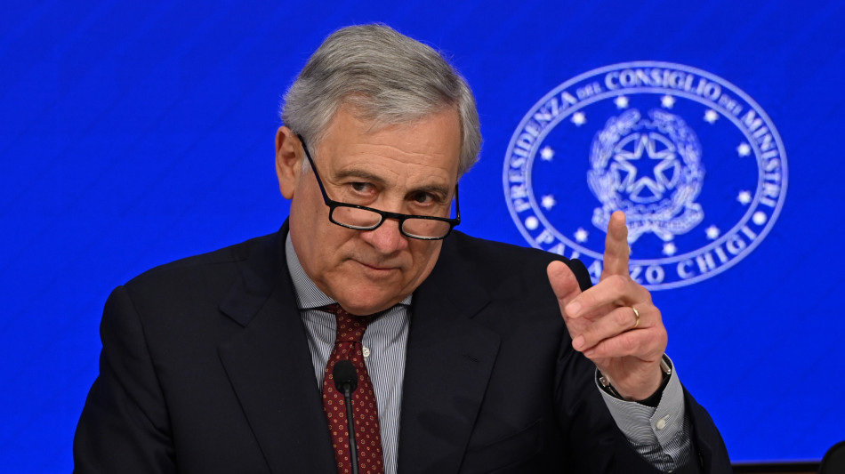 Tajani, FI leale con il governo, ma non piega la testa