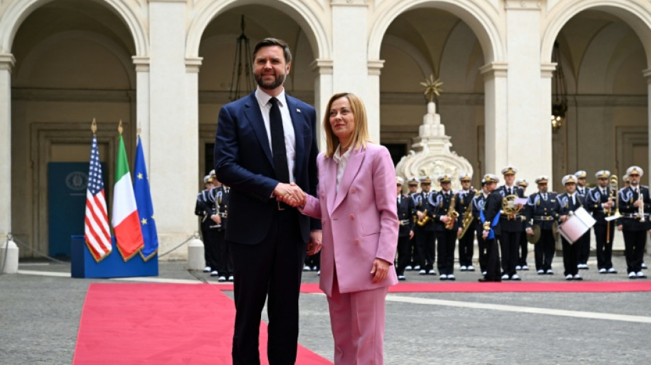 Vance à Rome pour voir sa "chère amie" Meloni et fêter Pâques au Vatican