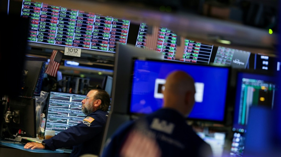 Nouveau triple record à Wall Street face aux espoirs de détente commerciale