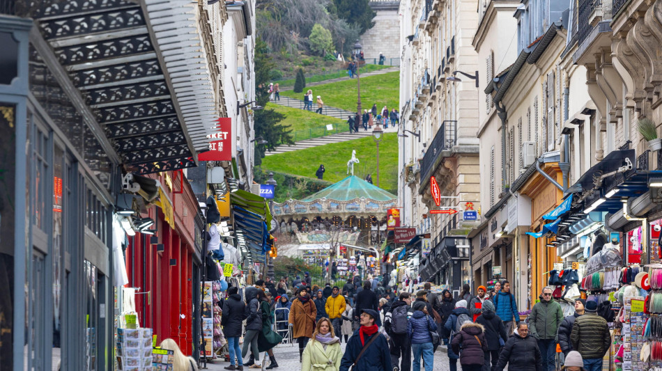 Allarme per il turismo eccessivo a Montmartre, 'come Disneyland'