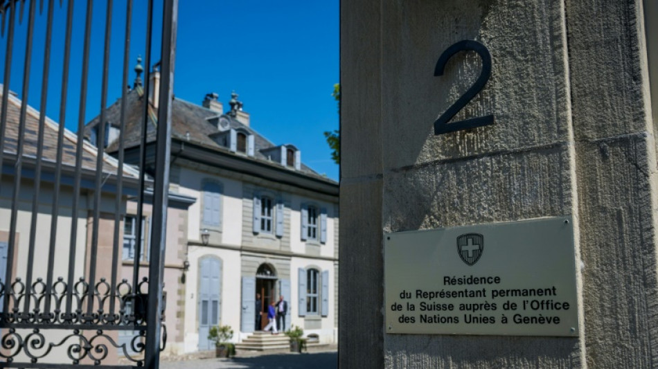 EEUU anuncia "avances sustanciales" en negociaciones comerciales con China