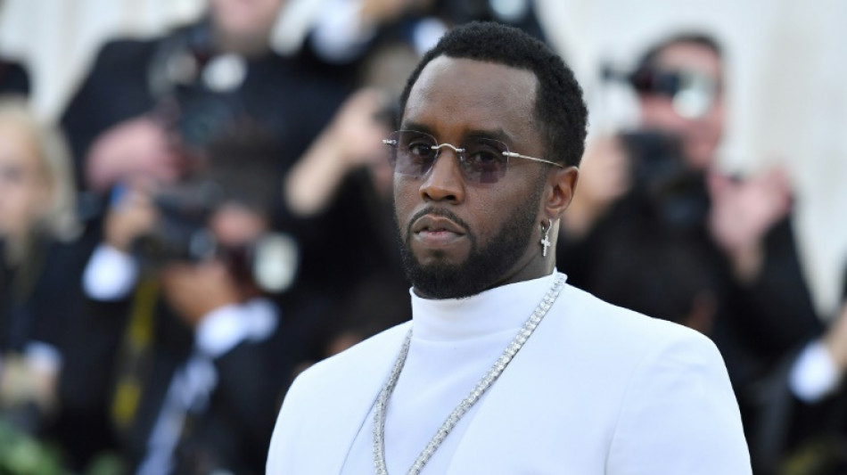 Au proc&egrave;s de P. Diddy, la d&eacute;fense interroge une ancienne petite amie du producteur